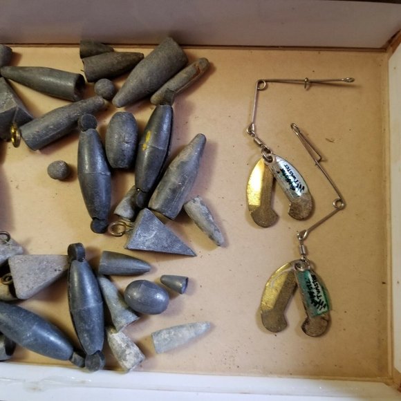 Fishing Weights Lot 70 plus Vintage Various Sizes  Metal Lures Mister Twister - Picture 2 of 8